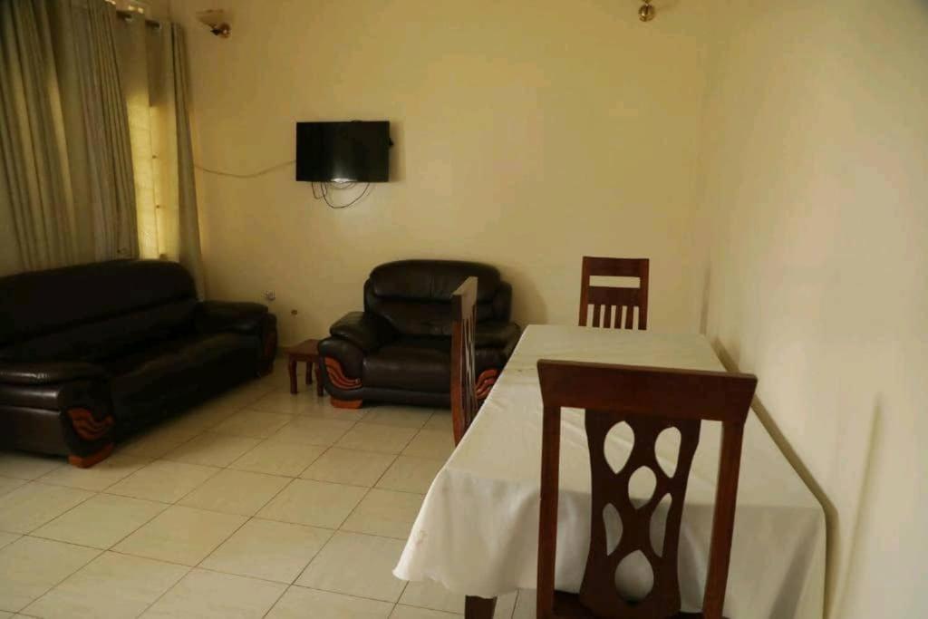City Lock Villa 2 Кигали Экстерьер фото